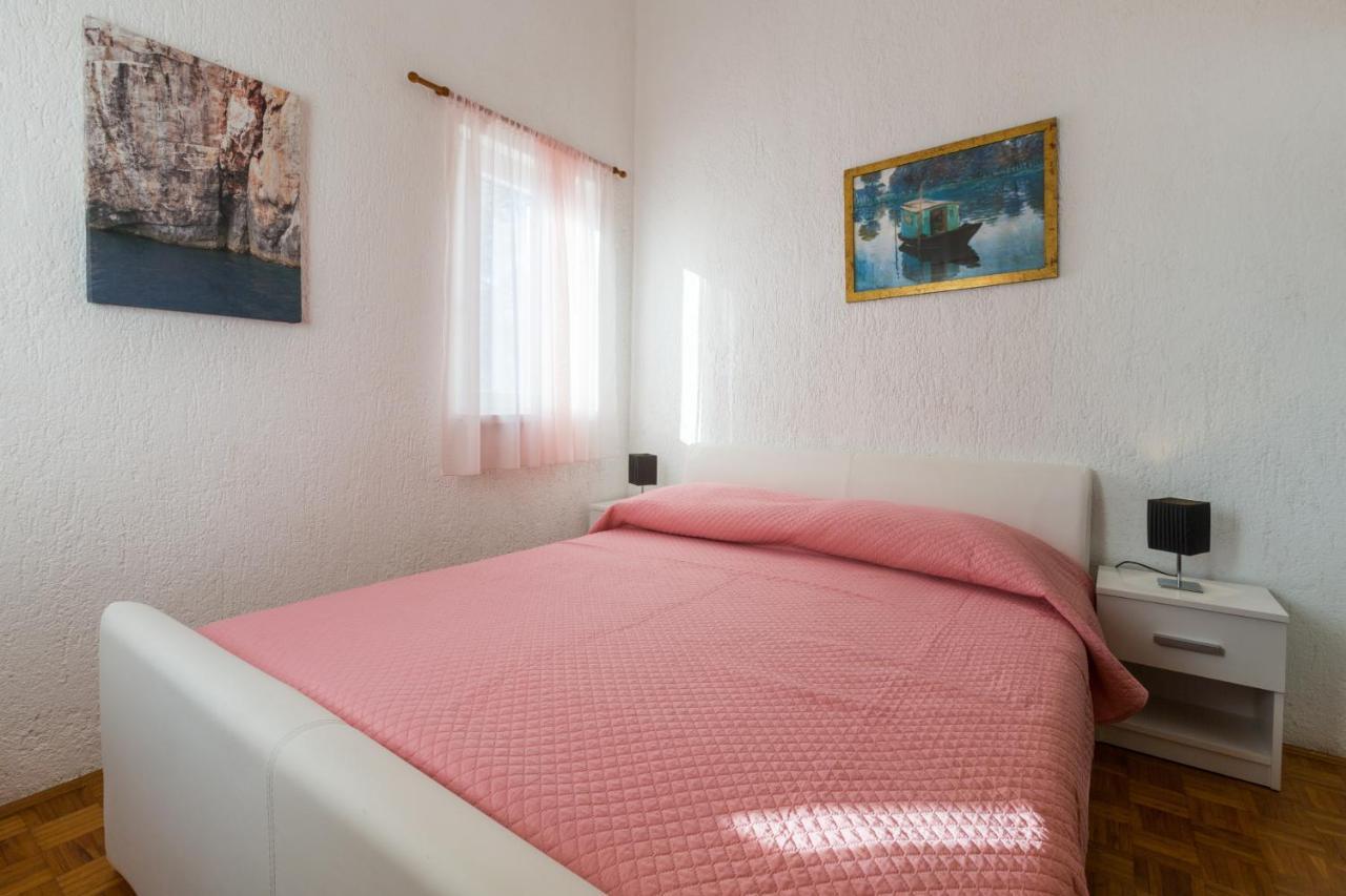 Apartments With A Parking Space Karigador, Novigrad - 2534 エクステリア 写真